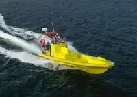 Tàu cứu hộ để bán