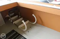 Tàu chế biến cá để bán