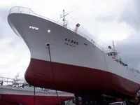Tàu câu dài để bán