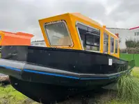 Tàu kéo để bán