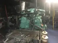 Tàu kéo để bán