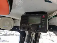 Tàu chế biến cá để bán