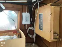 Tàu kéo lưới để bán