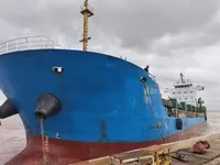 Tàu container để bán
