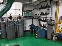 Tàu kéo để bán