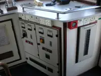 Tàu kéo để bán