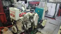 Tàu câu dài để bán