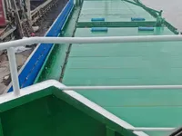 Tàu chở hàng rời để bán