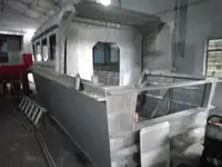 Tàu làm việc để bán