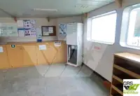 Tàu đổ bộ, chở hàng để bán