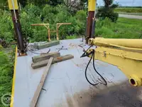 Sà lan để bán