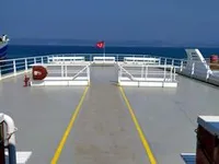 Tàu chở khách để bán