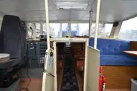 Tàu du lịch để bán