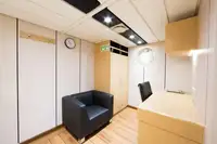 Tàu kéo để bán