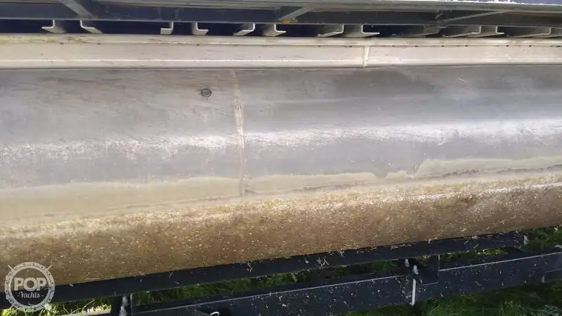 Tàu container để bán