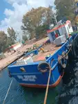 Thuyền làm việc rao bán