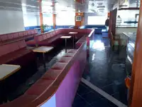 Tàu phà rao bán