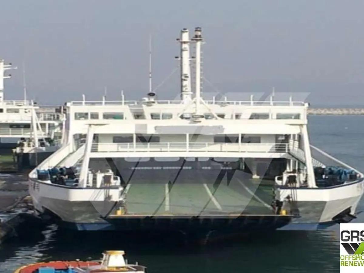 Tàu đổ bộ, chở hàng để bán