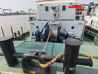 Tàu kéo để bán