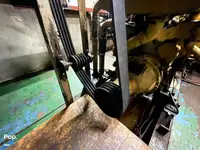 Tàu kéo lưới để bán