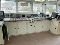 Tàu cung cấp để bán