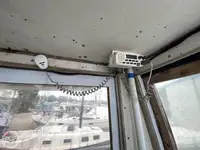 Tàu du lịch để bán