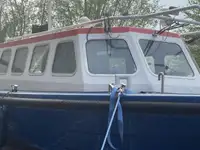 Tàu tuần tra để bán