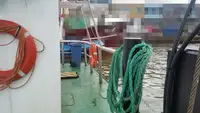 Tàu kéo để bán