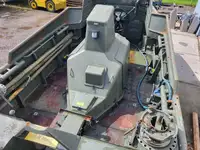 Tàu làm việc để bán