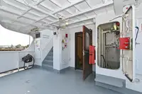 Tàu du lịch để bán