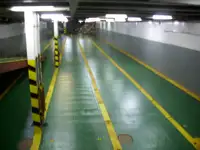 Tàu kéo để bán