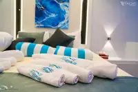 Tàu hỗ trợ lặn để bán