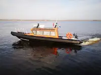 Tàu container để bán