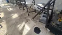 Tàu du lịch để bán