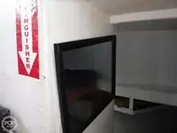 Tàu kéo lưới để bán
