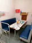 Tàu chở thủy thủ đoàn để bán