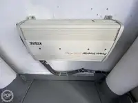 Tàu du lịch để bán