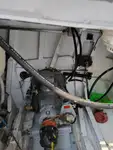 Tàu chở thủy thủ đoàn để bán