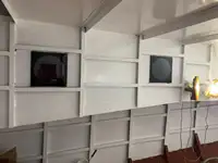 Tàu kéo để bán
