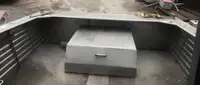 Tàu làm việc để bán