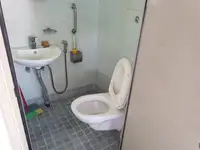 Tàu kéo để bán