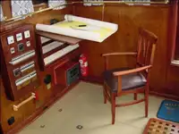 Tàu chữa cháy để bán