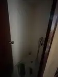 Tàu làm việc để bán