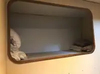 Tàu kéo lưới để bán