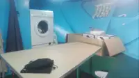 Tàu làm việc để bán