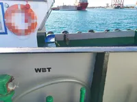 Tàu container để bán