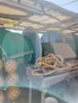 Tàu chở cá sống để bán