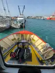 Tàu container để bán