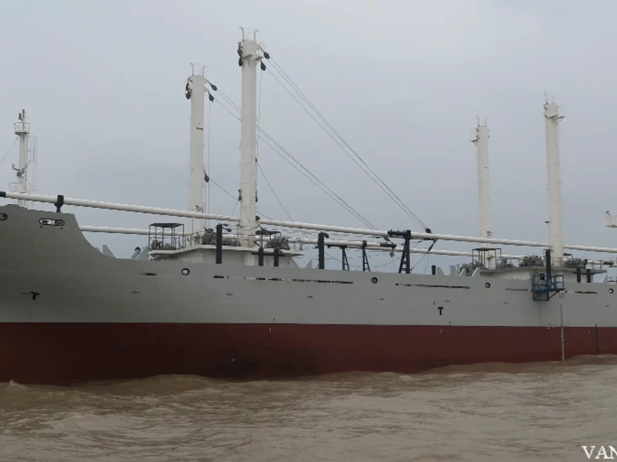 Tàu lạnh để bán