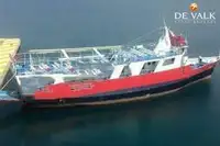 Tàu phà để bán